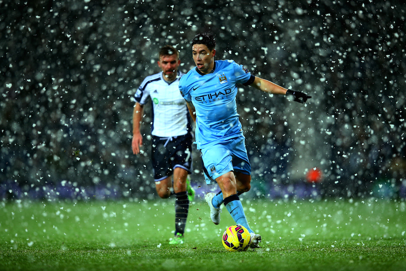 Illustration for article titled West Brom And Manchester City Played In A Real-Life Snow Globe Today